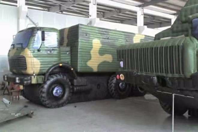 通榆大型军事车